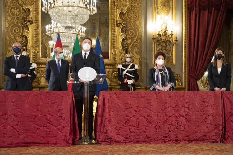 VIDEO | Renzi al Colle: “Al momento niente maggioranza. Conte? Non siamo ancora in grado di scegliere”