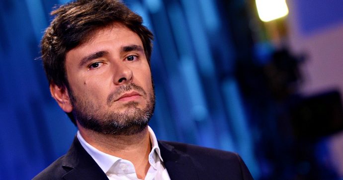 VIDEO | M5S, Di Battista se ne va: “Nel governo Draghi partiti che ho sempre contrastato”