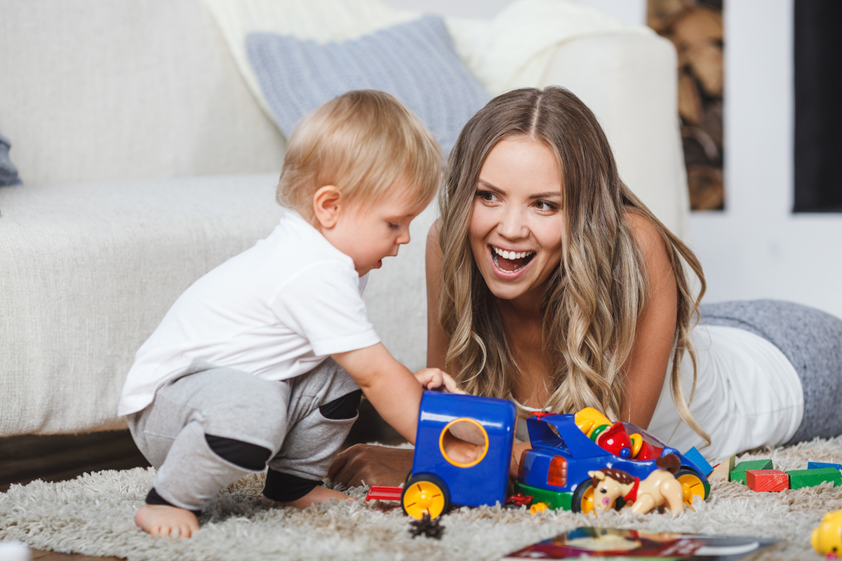 TERZA ONDATA | Aumenta la richiesta di baby sitter (ma anche il prezzo)