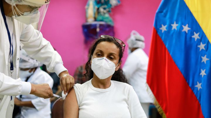 COVID | Venezuela, la crisi politica blocca l’accesso ai vaccini