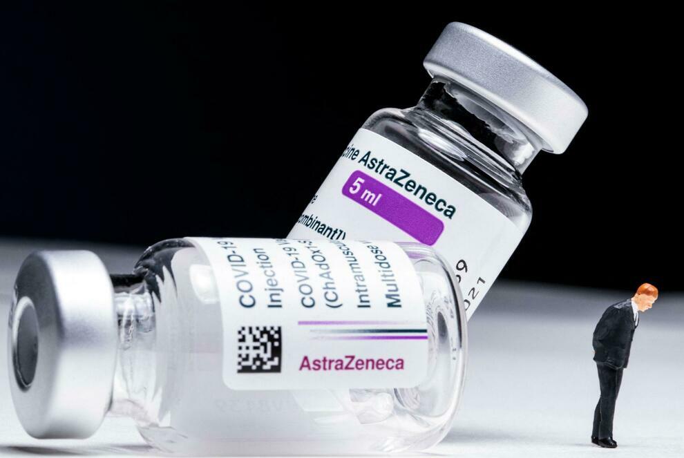 COVID | Virologo Pregliasco: “Astrazeneca? Si ragiona sul rapporto rischio-beneficio, è una scelta politica più che scientifica”