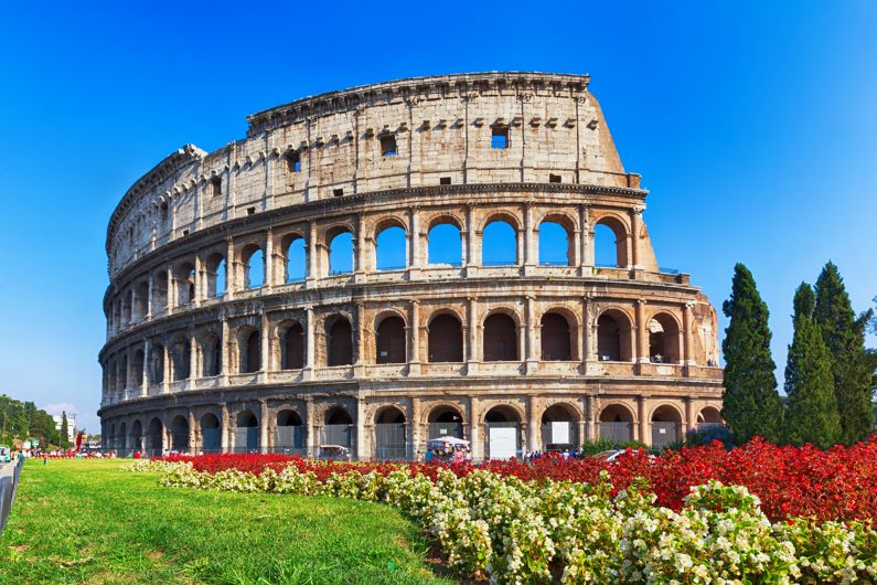 Roma, finalmente riapre il Colosseo (dopo 41 giorni)