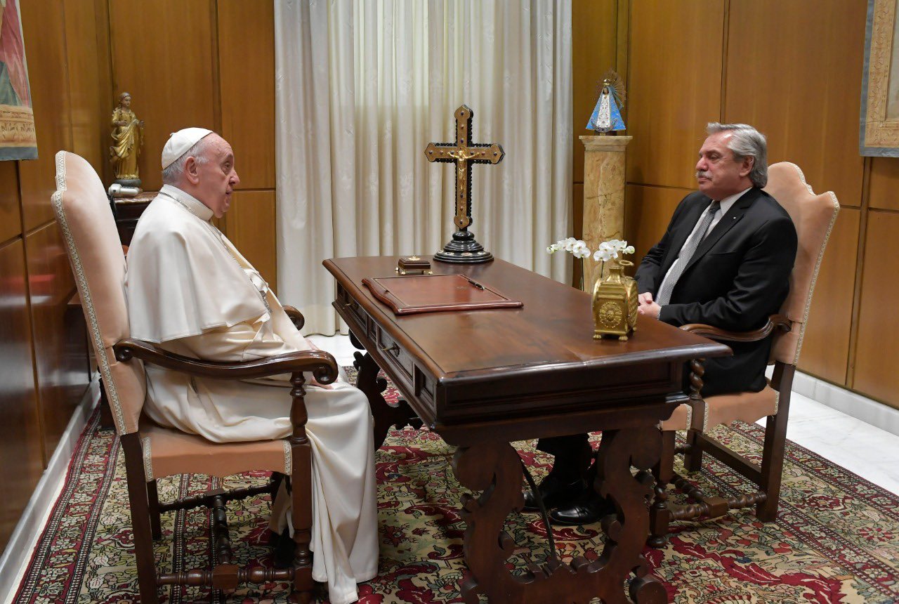 VIDEO | Fernandez, presidente dell’Argentina, a Roma: gli incontri con Mattarella Draghi e Papa Francesco