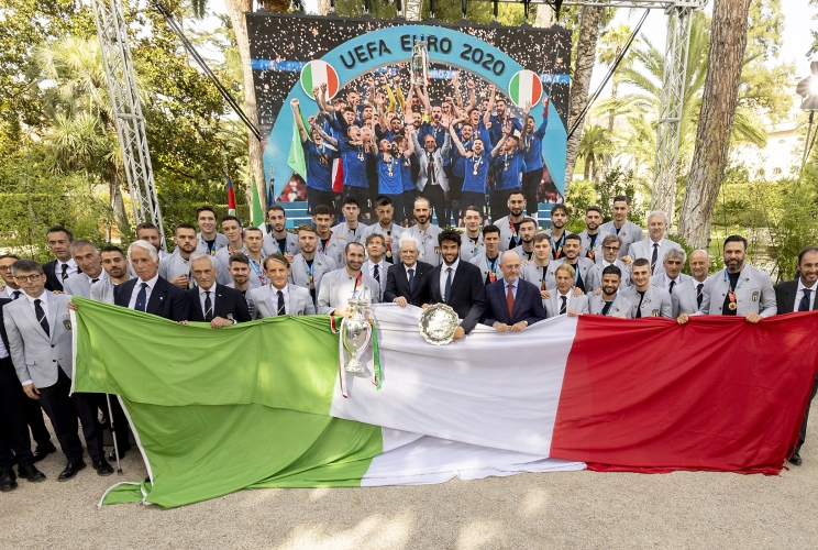 EURO2020 | Mattarella riceve gli Azzurri: “Grazie ragazzi, grazie Mancini” [VIDEO]