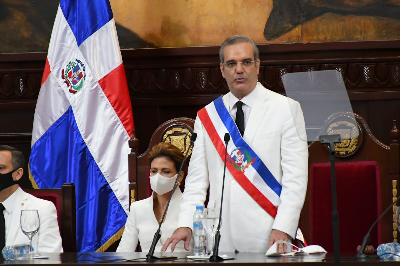Repubblica Dominicana: il presidente Abinader annuncia la riforma della Costituzione