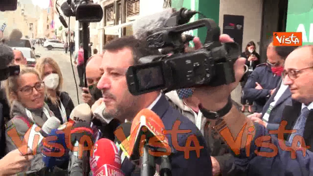 VIDEO | Salvini: “Fedez in politica? Preferisco Rita Pavone e Iva Zanicchi”