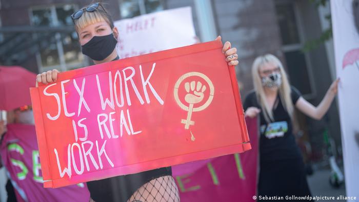 Quanti sono in Italia i “sex workers”?