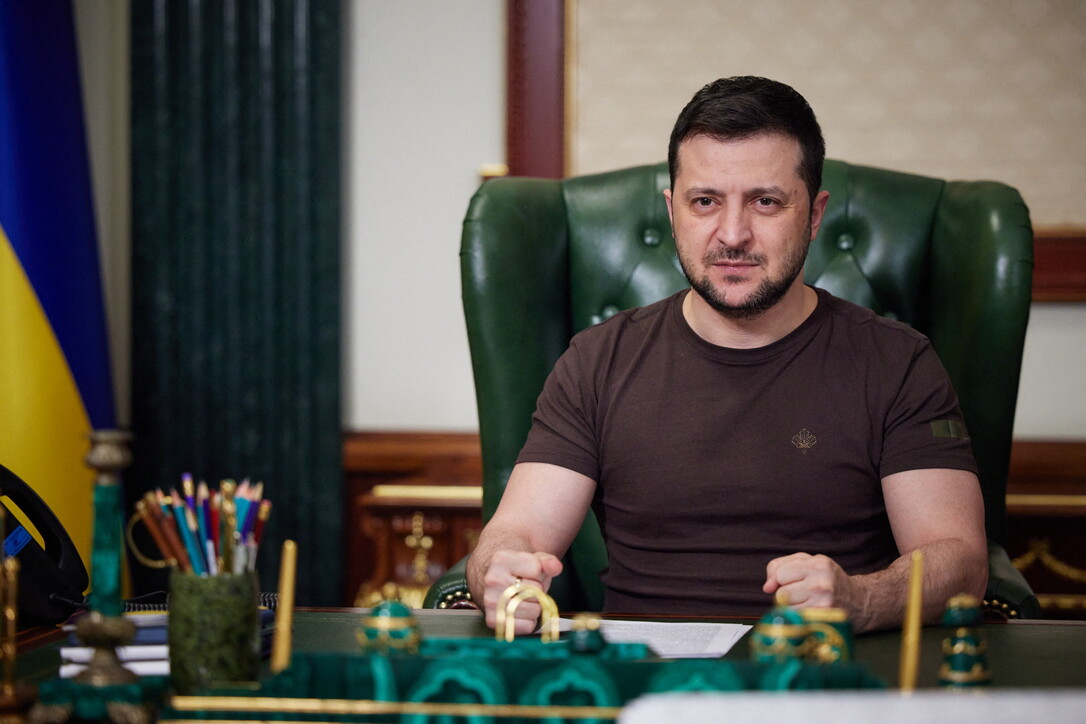 UCRAINA | Zelensky