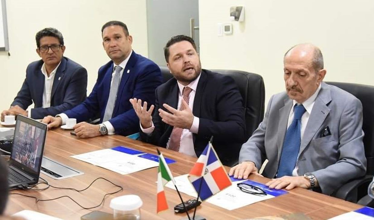 FOTO | Comites Santo Domingo a riunione con Gruppo Parlamentare di amicizia dominico-italiano