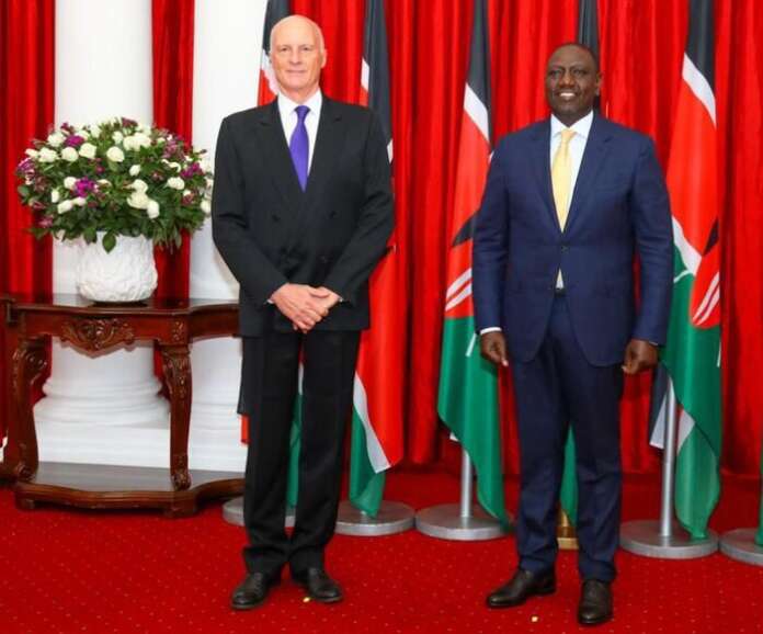 Roberto Natali, nuovo Ambasciatore d’Italia in Kenya, incontra il presidente Ruto