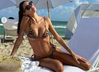 Melissa Satta bellissima al sole di Miami