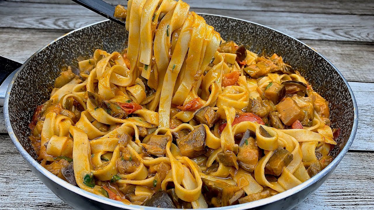 VIDEO | Pasta alle melanzane, ricetta facile ed economica