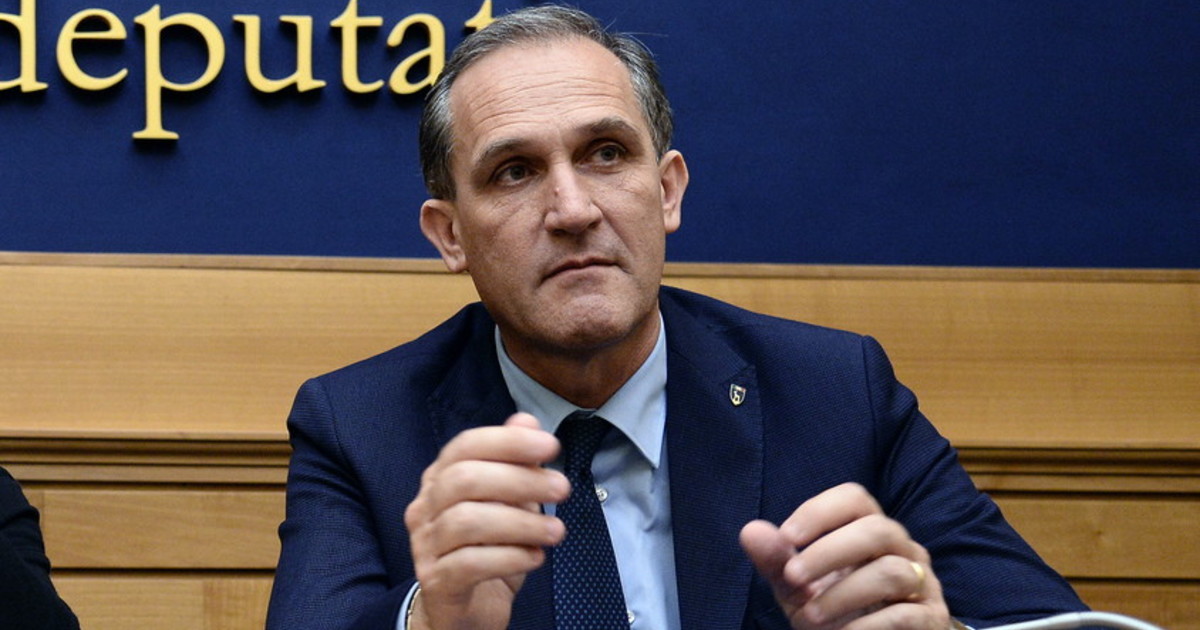 Roberto Menia