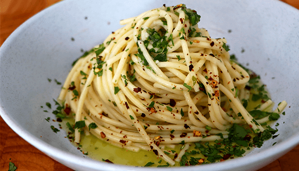 Pasta aglio, olio e peperoncino