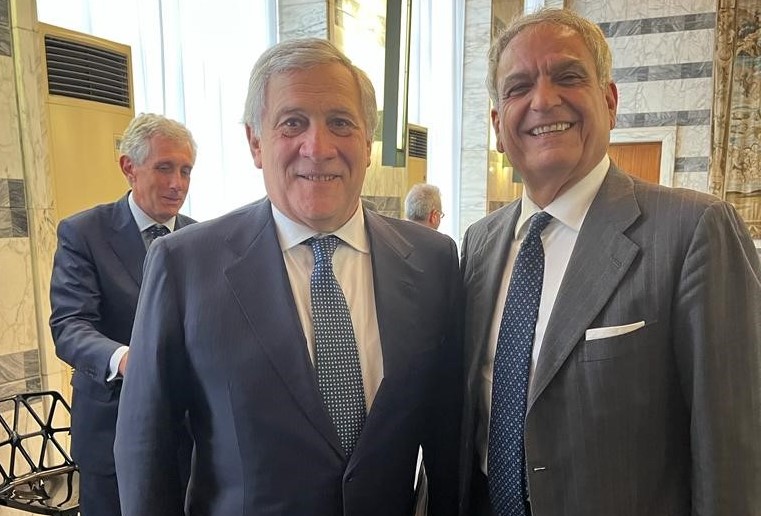 Nicola Carè con il ministro degli Esteri Antonio Tajani