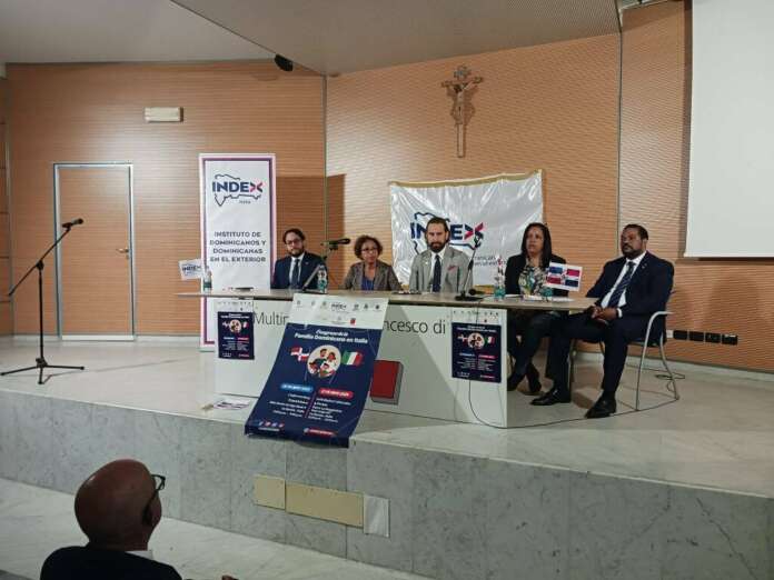ITALIA – REPUBBLICA DOMINICANA | Primo congresso della comunità dominicana a La Spezia