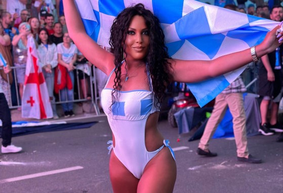 Blu Doll