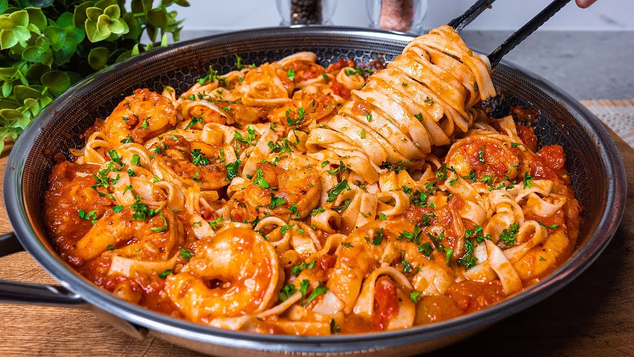 VIDEO | Fettuccine ai gamberi, ricetta deliziosa!