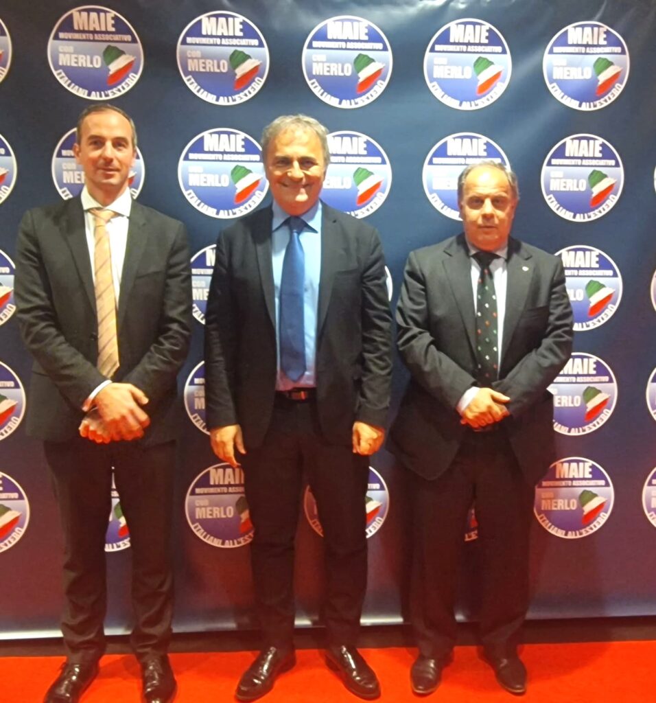 Da sinistra, nella foto: il Sen. Mario Borghese, il Sen. Ricardo Merlo, l'On. Franco Tirelli