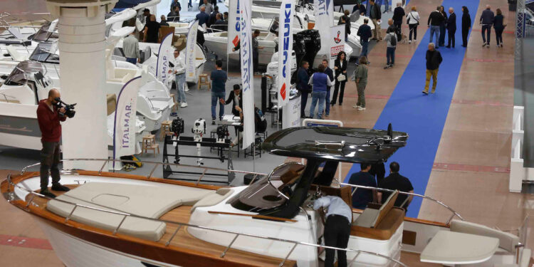 FOTO | Salone Nautico di Bologna, visitatori + 300%