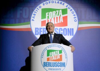 Antonio Tajani, Fi