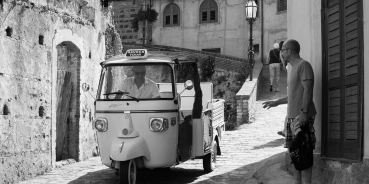 Italiani all'estero e turismo delle radici