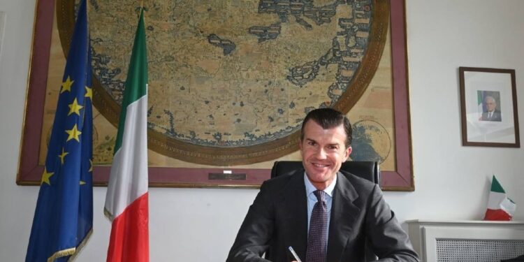 Giorgio Silli, Sottosegretario agli Esteri con delega agli italiani nel mondo