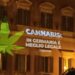 Proiettata una foglia di cannabis sul Parlamento italiano