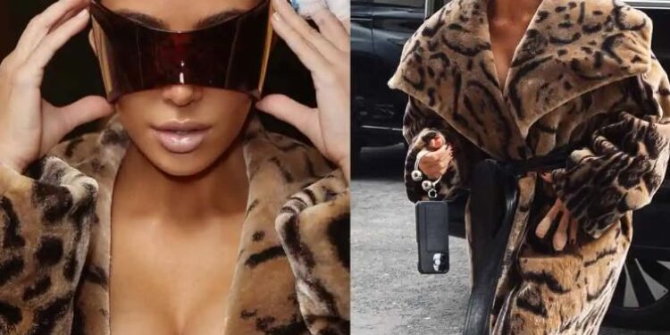 Fashion Week di Parigi | Kim Kardashian, sotto la pelliccia niente