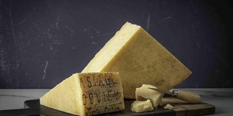 Formaggio Asiago protagonista al Vinitaly