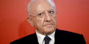 CAMPANIA | De Luca è già in campagna elettorale