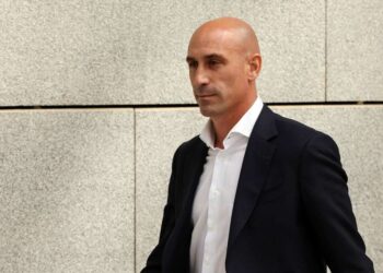 Rubiales si difende da Santo Domingo: “Soldi sul mio conto sono miei risparmi”
