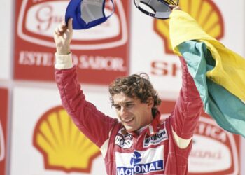 Le origini napoletane di Ayrton Senna. Presto una strada col suo nome