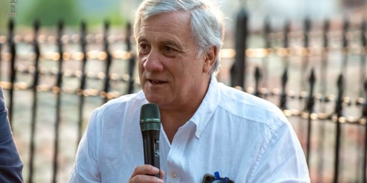 CASO FALCINELLI | Italiano arrestato a Miami, Tajani: “Massima attenzione del governo”