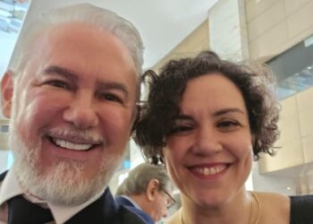 Vincenzo Odoguardi, vicepresidente MAIE, con Maria Chiara Prodi, Segretario Generale CGIE