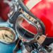 UNA GRANDE INVENZIONE ITALIANA | 120 anni fa un emigrato italiano brevettava in Francia il casco per motociclisti
