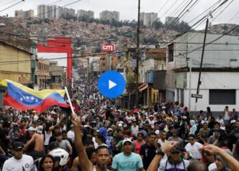 CASO IN VENEZUELA DOPO IL VOTO | Maduro tenta il golpe, posti di blocco rafforzati