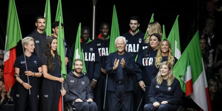 Moda Made in Italy: dal Blu Armani a Parigi a Zegna che apre a Taormina