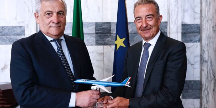 TURISMO DI RITORNO | Accordo Farnesina - Ita Airways: tariffe scontate per gli italiani all’estero