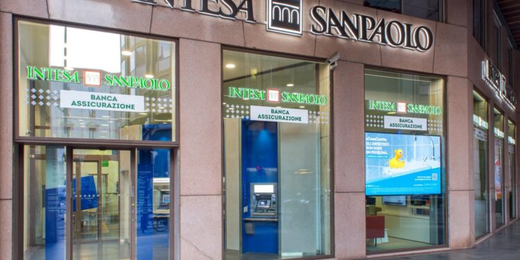 BANCHE | Intesa Sanpaolo investe in Spagna
