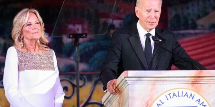 ELEZIONI USA | Biden al gala della NIAF