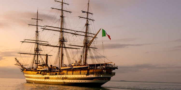 Amerigo Vespucci, Nave Scuola della Marina Militare italiana