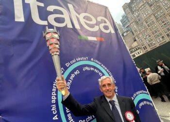 TURISMO DELLE RADICI | Italea a New York. Vignali (Farnesina) agli italo discendenti: “Venite in Italia, vi aspettiamo”