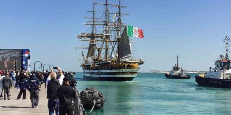 MEI | Museo Nazionale dell'Emigrazione Italiana in Arabia Saudita, la Vespucci a Gedda