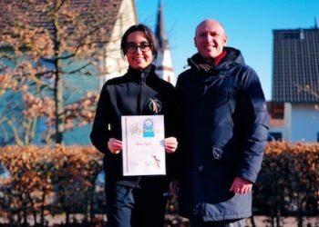 Alessia con il ministro e consigliere regionale Assia Manfred Pentz.
