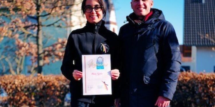 Alessia con il ministro e consigliere regionale Assia Manfred Pentz.