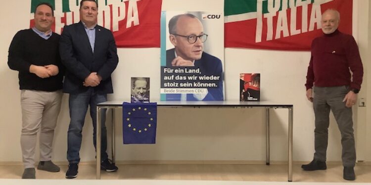 Foto insieme ai consiglieri della CDU Masimigliano Agosta e Giovanni Barone