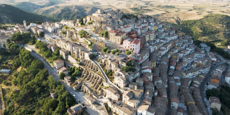 TURISMO DELLE RADICI | 70 milioni di euro per l’Irpinia
