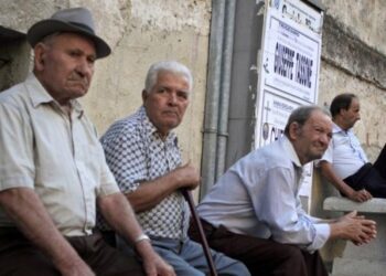 UE | Eurostat, l’Italia è il Paese europeo più anziano e che invecchia più velocemente