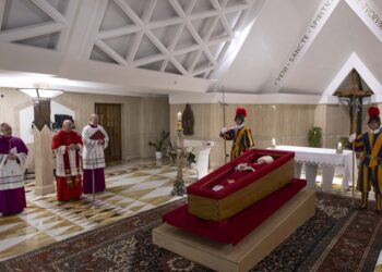 ADDIO A PAPA FRANCESCO | 5 giorni di lutto nazionale, sabato i funerali